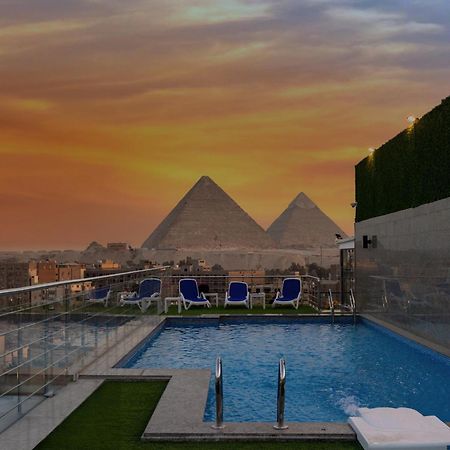 Gold'S Pyramids Hotel Al Kawm al Akhdar 外观 照片